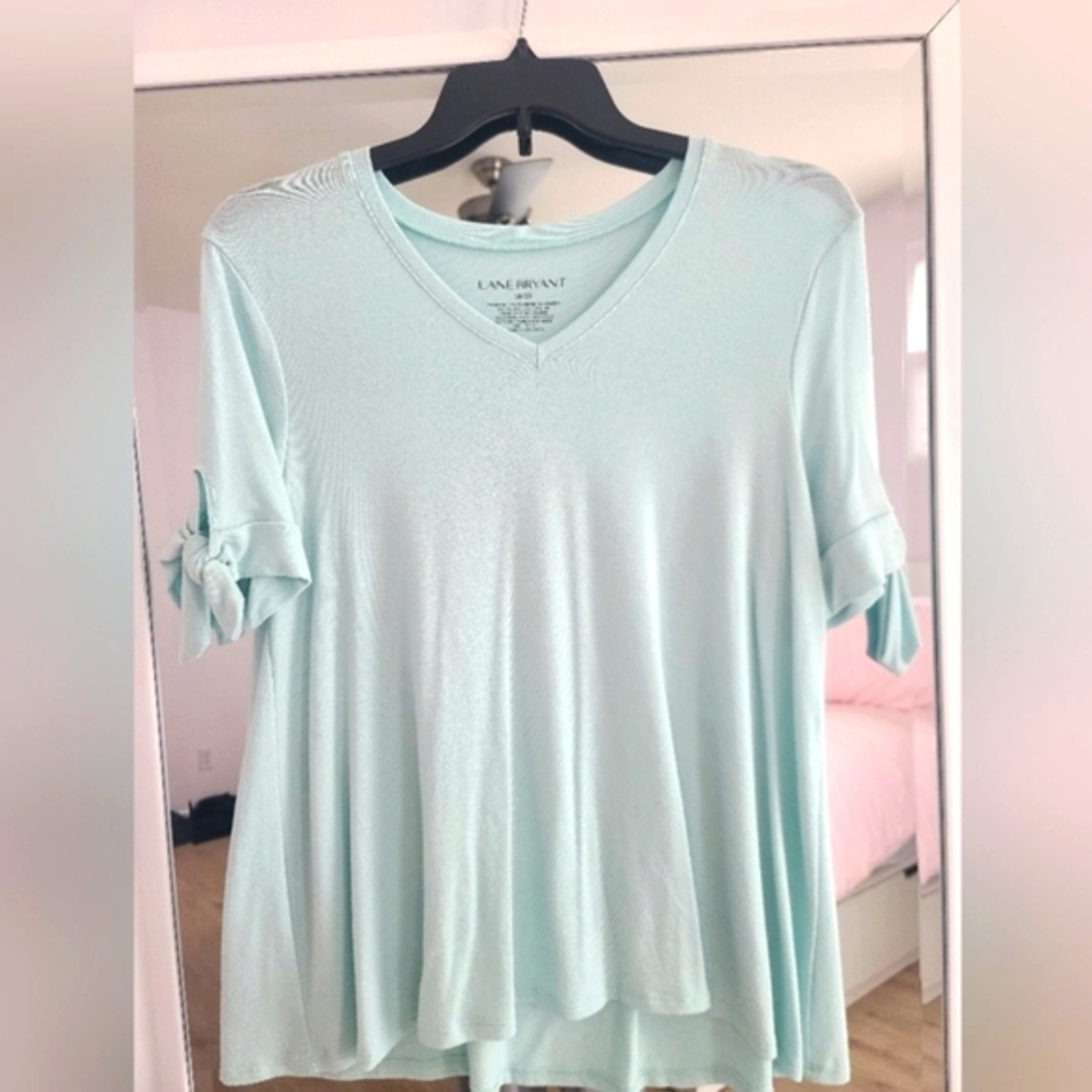 Lane Bryant NWOT beautiful mint green sweater-like bow sleeve tunic size 18/20